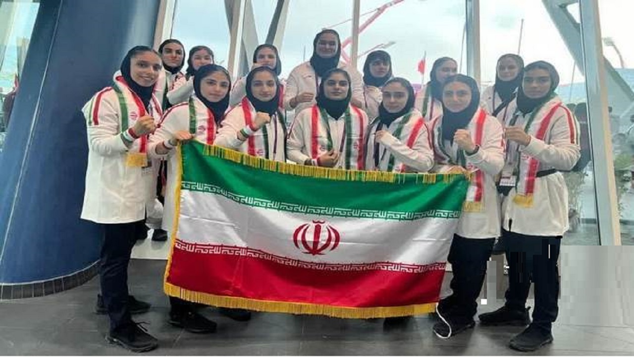 دختران هندبال قم بر سکوی چهارم دنیا ایستادند دختران هندبال قم بر سکوی چهارم دنیا ایستادند